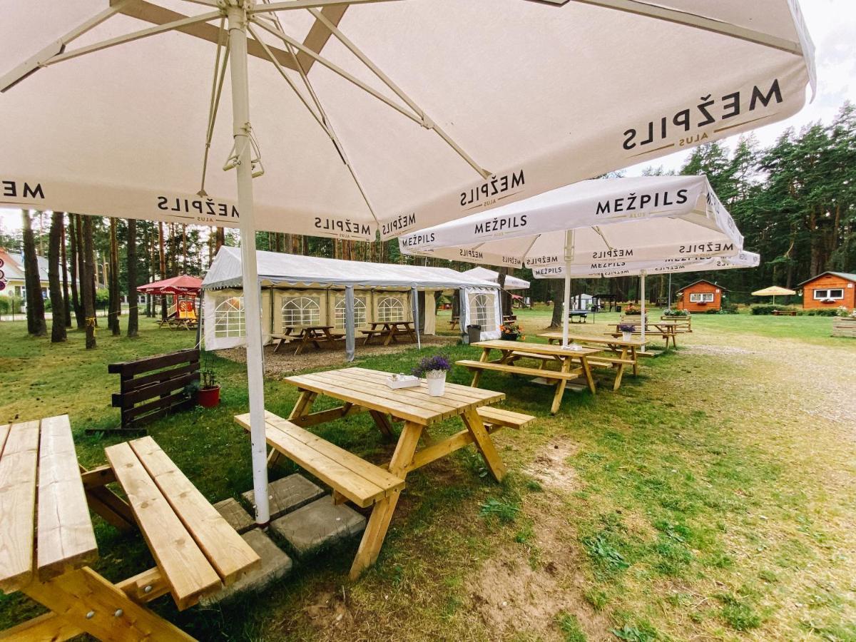 Chill&Grill Camping 다우가프필스 외부 사진
